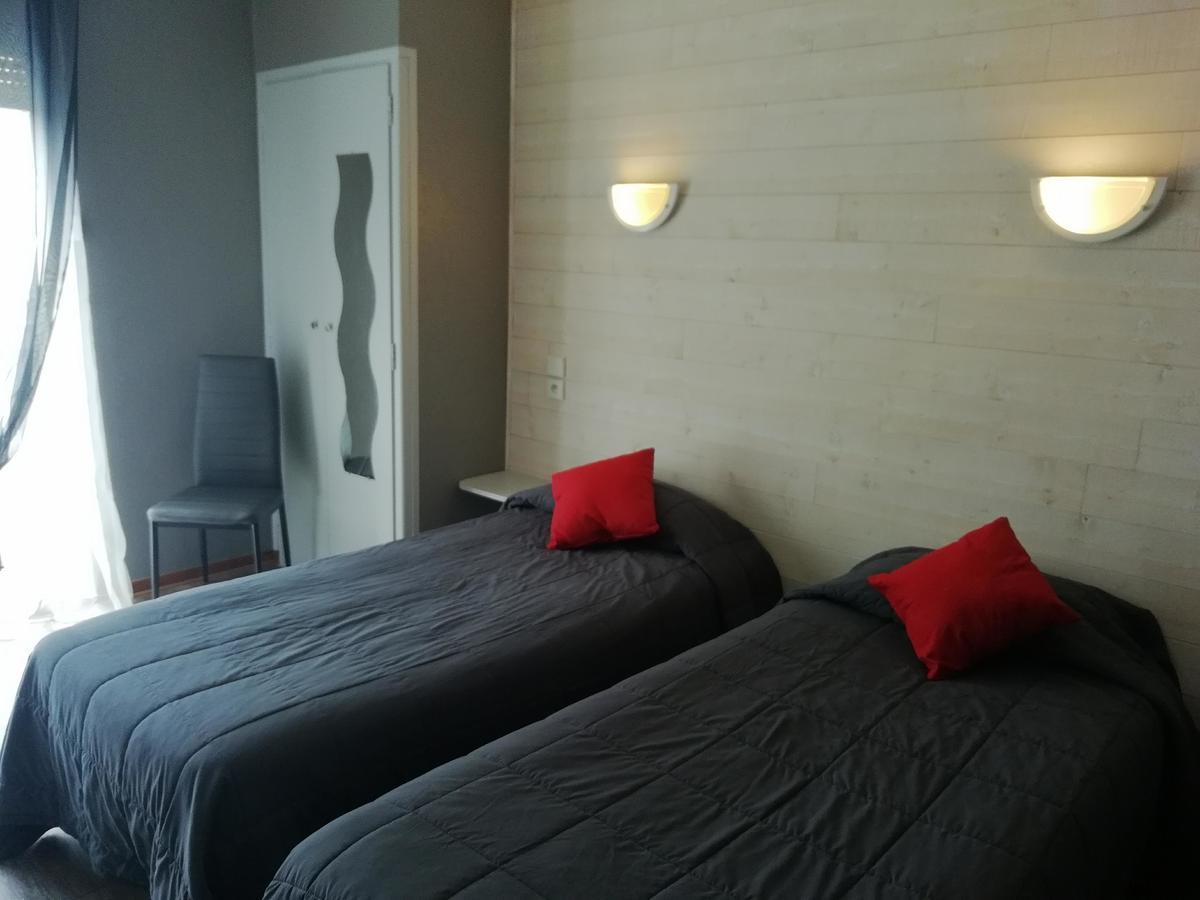 Hotel L'Oustalet Font-Romeu-Odeillo-Via Eksteriør bilde