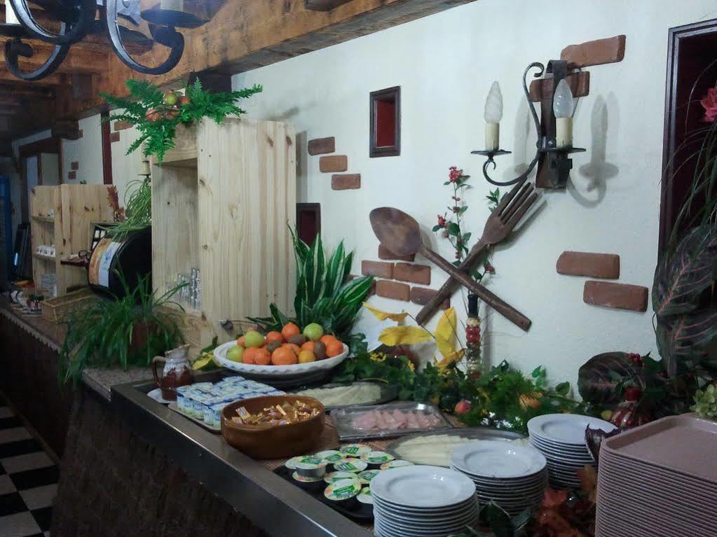 Hotel L'Oustalet Font-Romeu-Odeillo-Via Eksteriør bilde