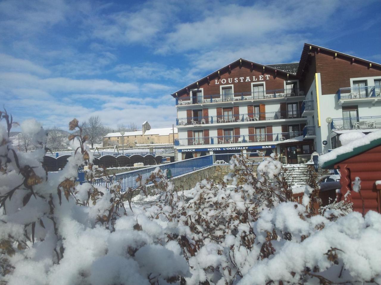 Hotel L'Oustalet Font-Romeu-Odeillo-Via Eksteriør bilde